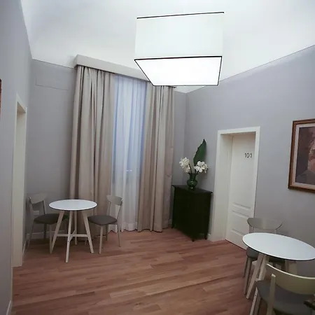 Отель Il Sole 3*